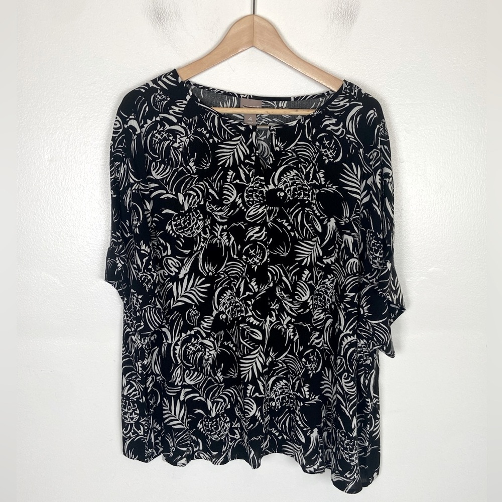 Chico's Floral Crinkle Popover Short Sleeves Top 4‎ US XXL Black Fiesta Tropical